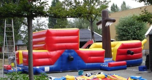 Springkussen Piratenschip 10m